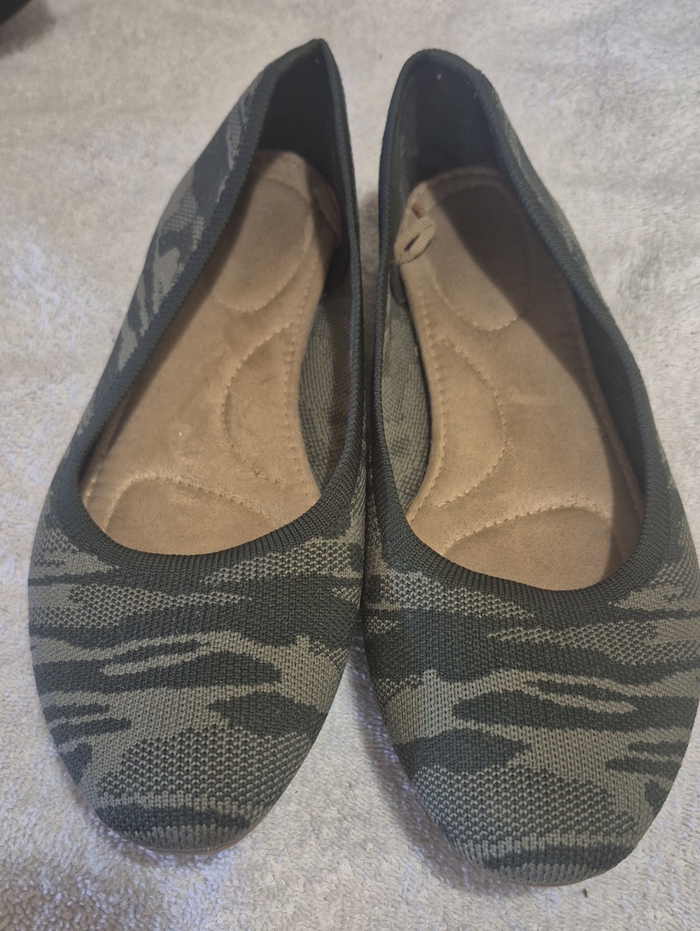 Old Navy Olive Green Camouflage Knit Ballet Flats